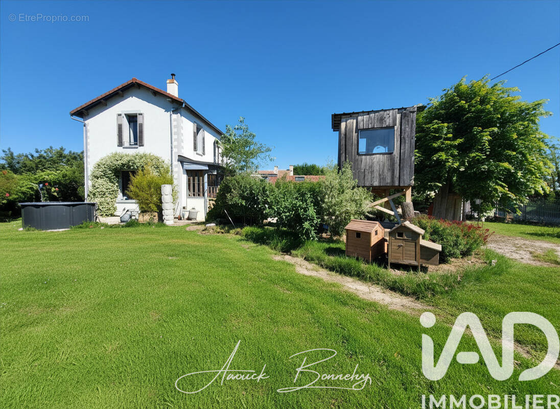 Photo 1 - Maison à ROMANS-SUR-ISERE