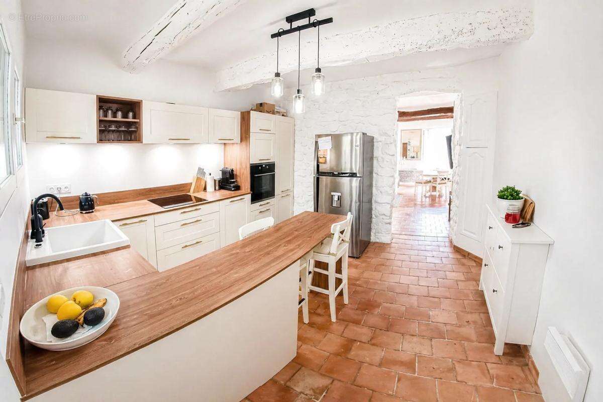 Appartement à ROUSSET