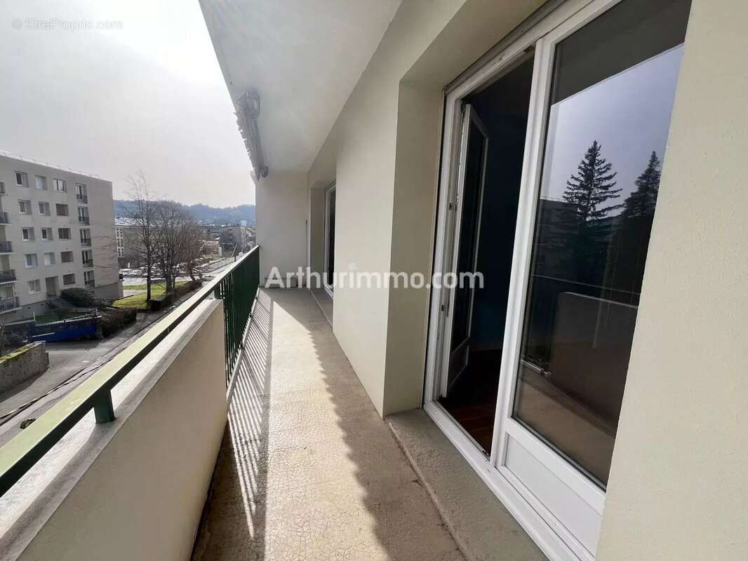Appartement à LONS-LE-SAUNIER
