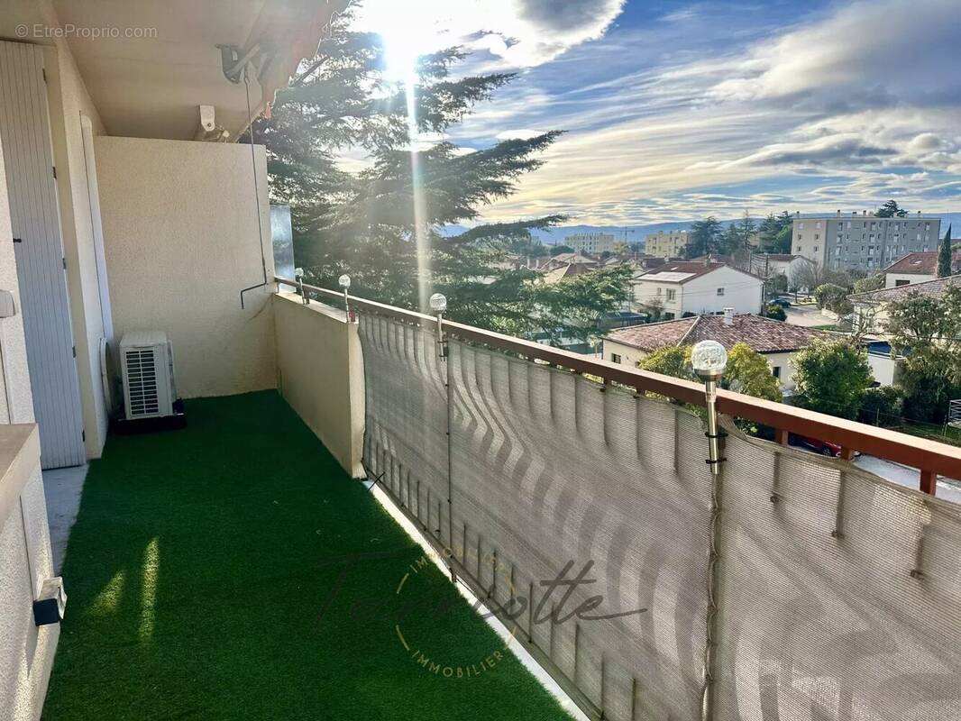 Appartement à MONTELIMAR