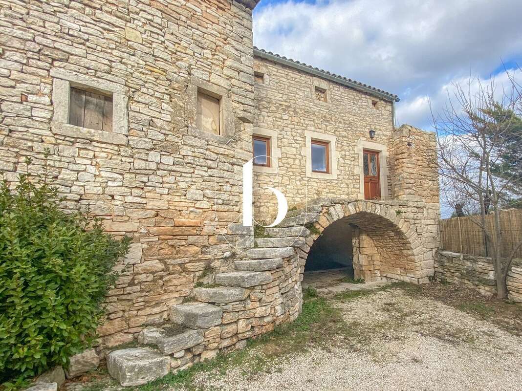 Charmante demeure de village en pierre avec cour intérieure - photo 13