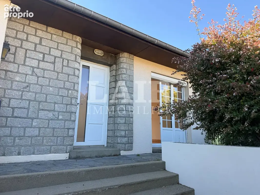 Pavillon sur sous-sol avec vie de plain pied à St Germain du Corbeis -Réf 15723 - photo 2