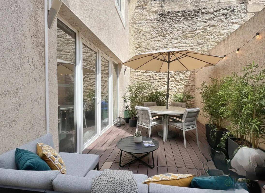 Appartement à NIMES