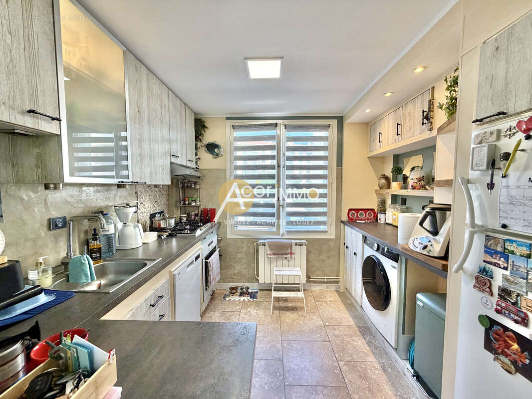 Appartement T4 avec parking et cave sur La Seyne-sur-Mer - photo 4
