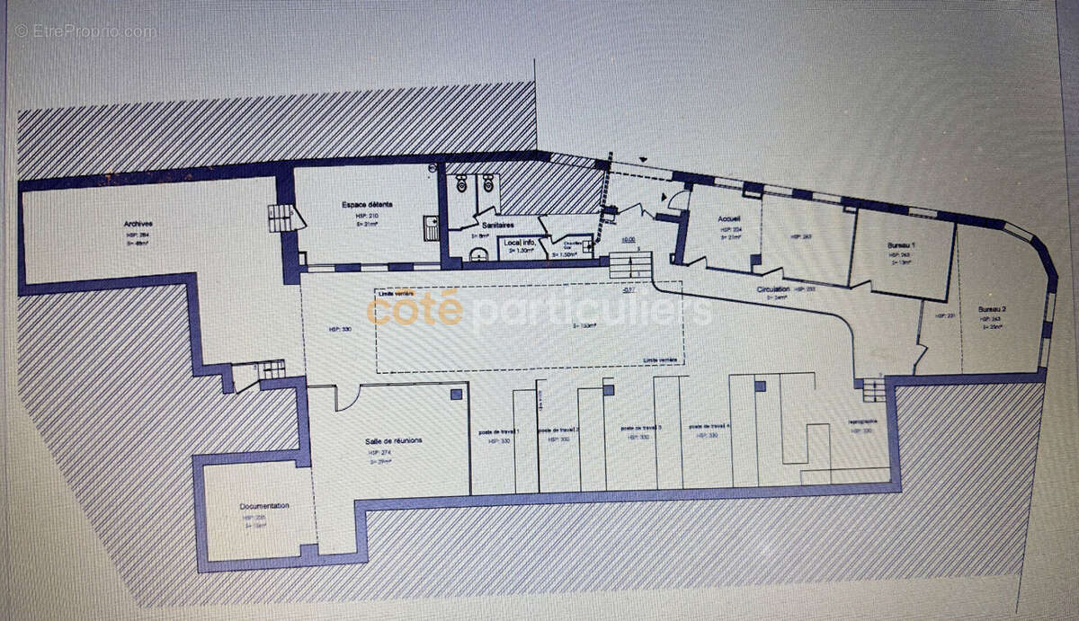 Espace de bureaux en plein centre-ville de Coutances (375 m²) - photo 4