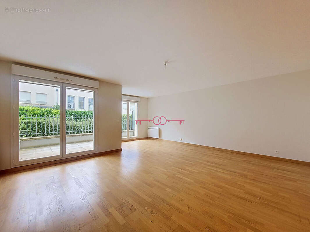 Appartement Reims hyper centre ville - extérieur- 98 m2 - photo 2