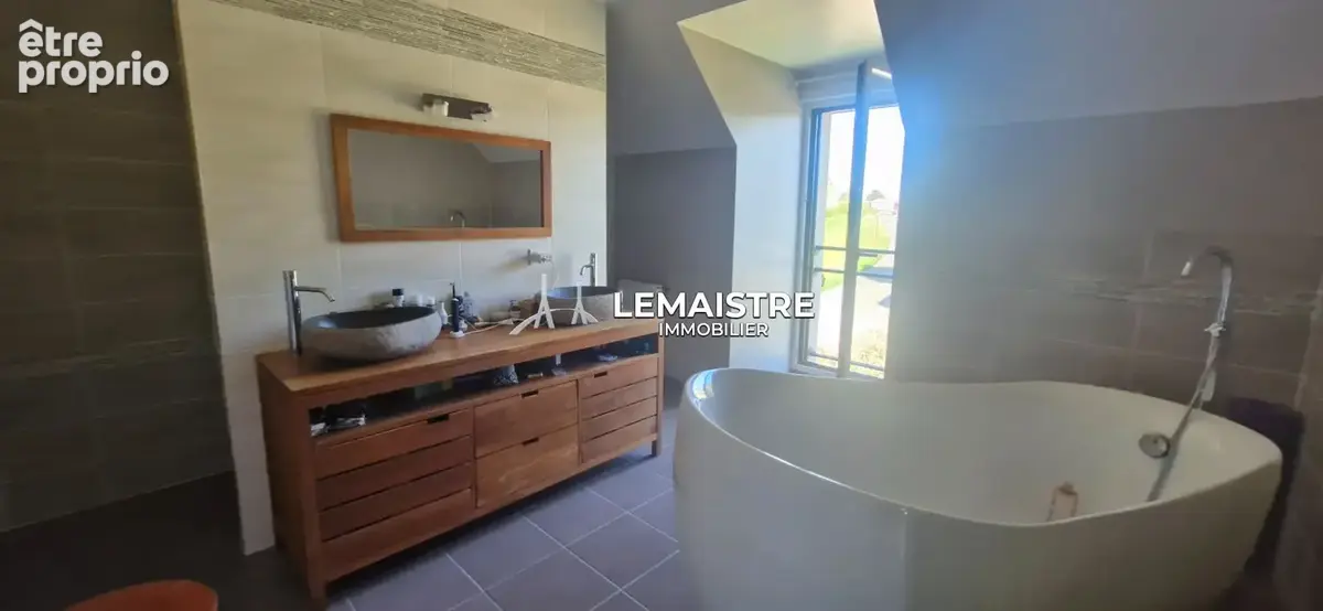 Maison contemporaine à vendre - À 12 min d'Yvetot - 225 m² - 4 chambres - Terrasse de 50 m² et garage - photo 13