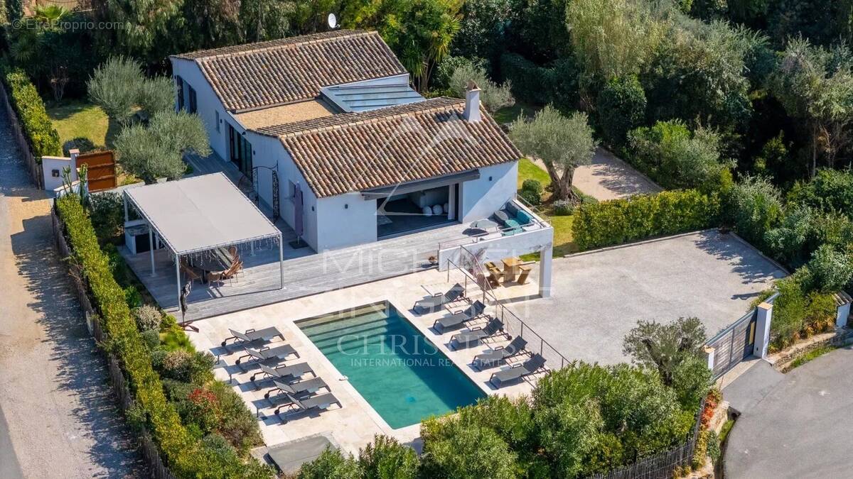 Maison à LA CROIX-VALMER