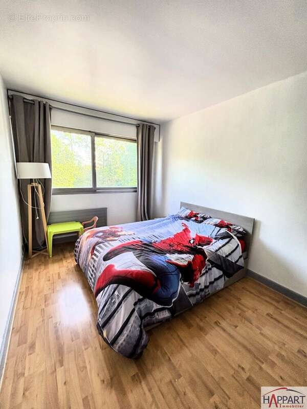 Appartement à VAUX-LE-PENIL