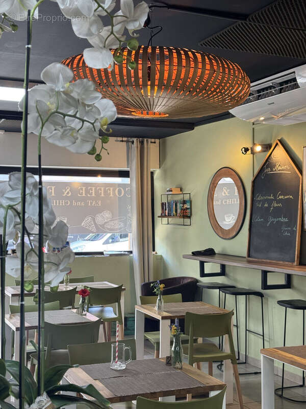 Photo 3 - Commerce à SAINT-LEU