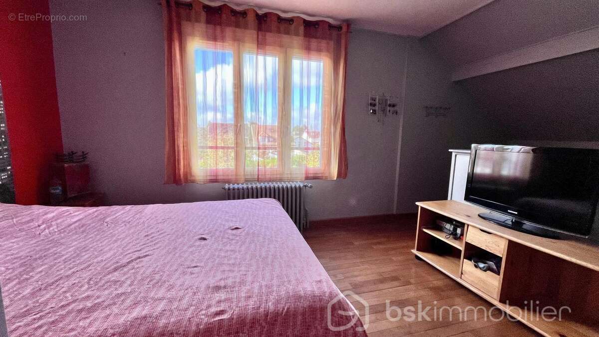 Maison à PONTAULT-COMBAULT