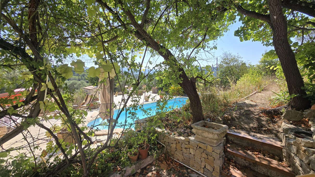 Villa spacieuse à vendre au Castellet - Exclusivité COUZINET IMMOBILIER - photo 16