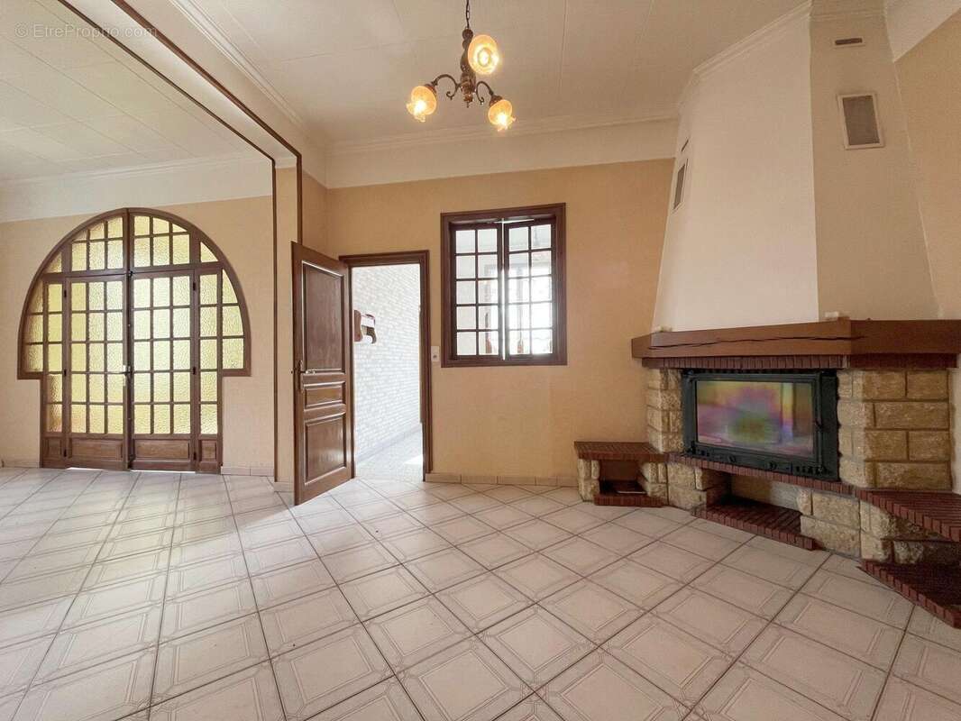 Maison à LE MEUX