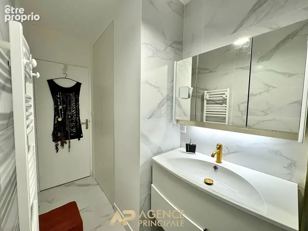 Appartement - Type 3 - 2 chambres - La Rochelle secteur Médiathèque (Ville en Bois) - photo 12