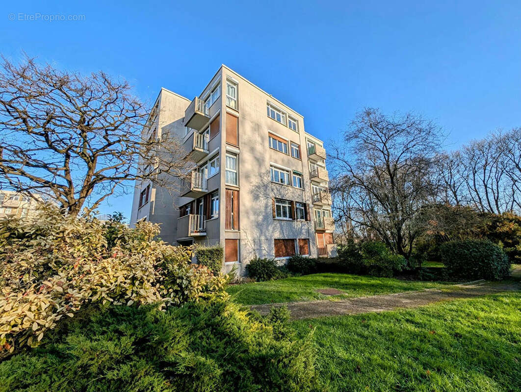 Appartement à MAISONS-LAFFITTE