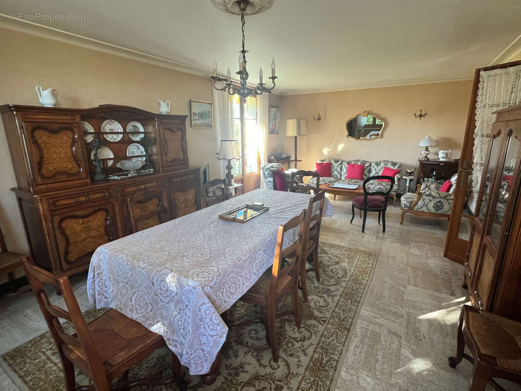 Maison à CUISERY