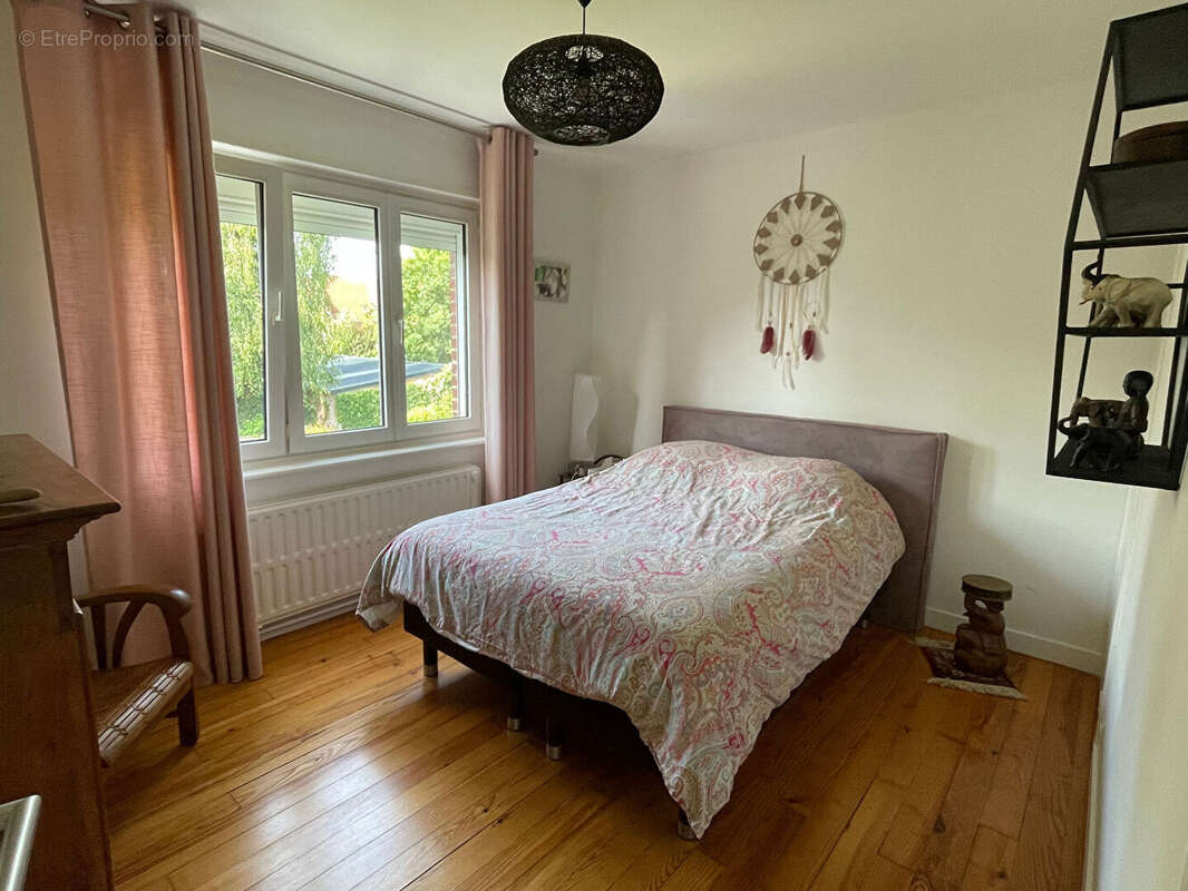Maison de ville - Béthune- 125 m2 - 4 chambres - garage - balcon et jardin - photo 6