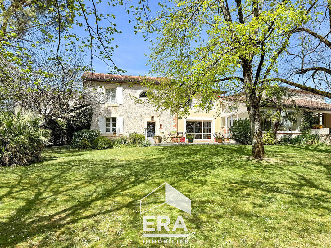 Maison de caractère 250m² Puygouzon - photo 2