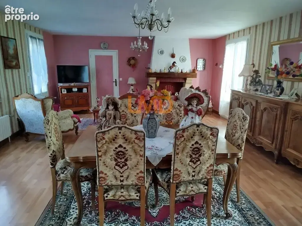 Bien rare à saisir à Le Blanc - photo 3