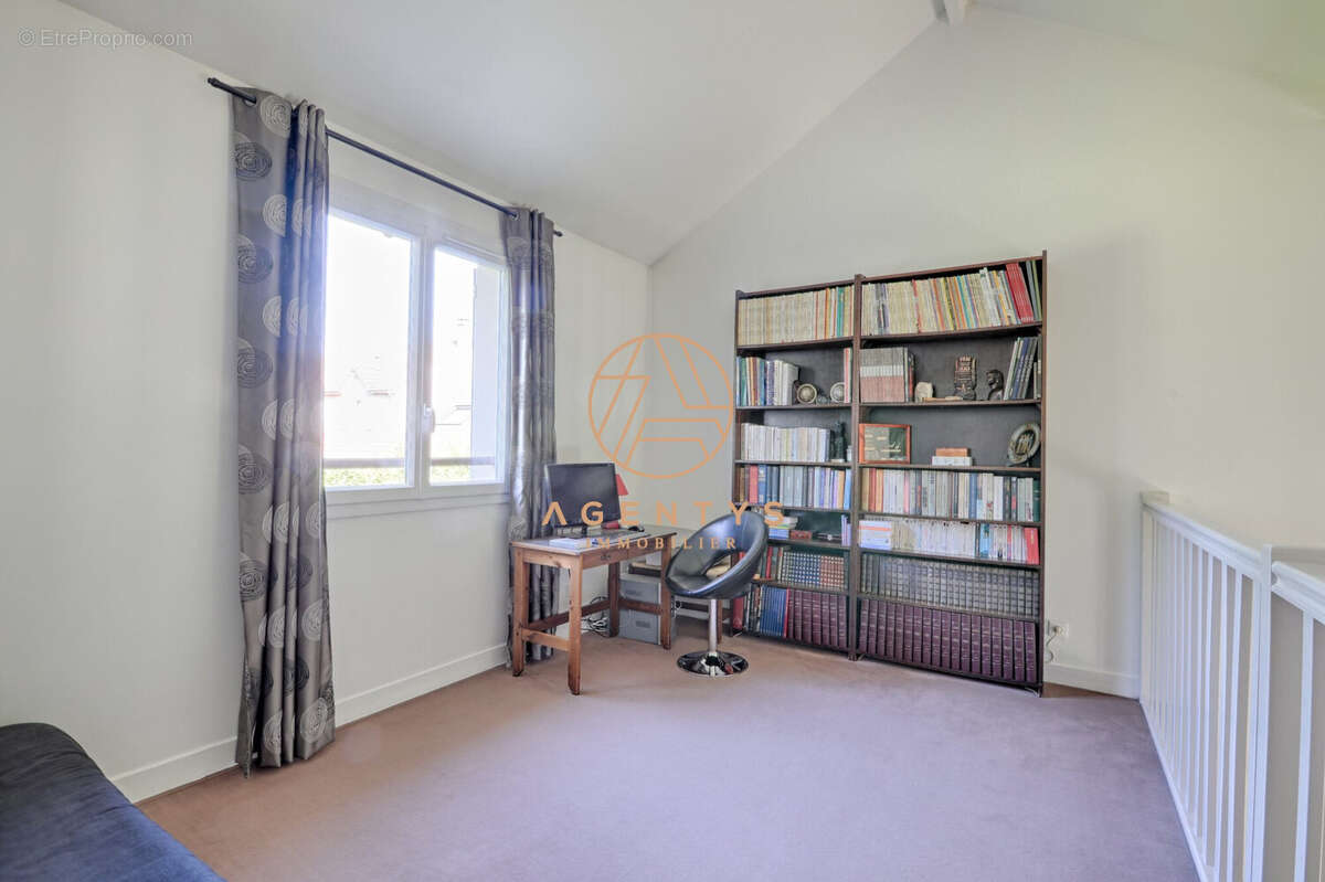 Maison à LE PLESSIS-TREVISE