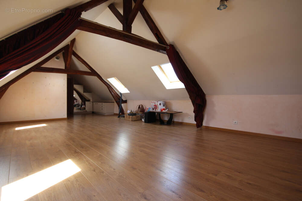 Appartement à PONT-SAINTE-MAXENCE