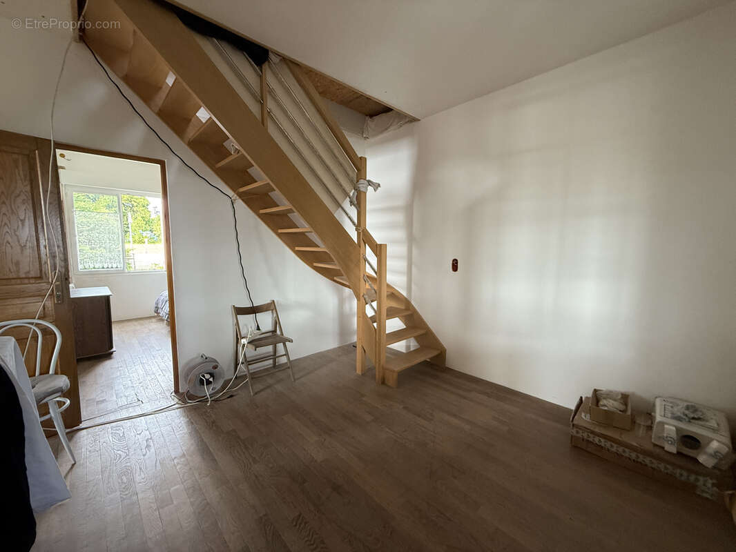 Maison à JUVIGNY-LE-TERTRE