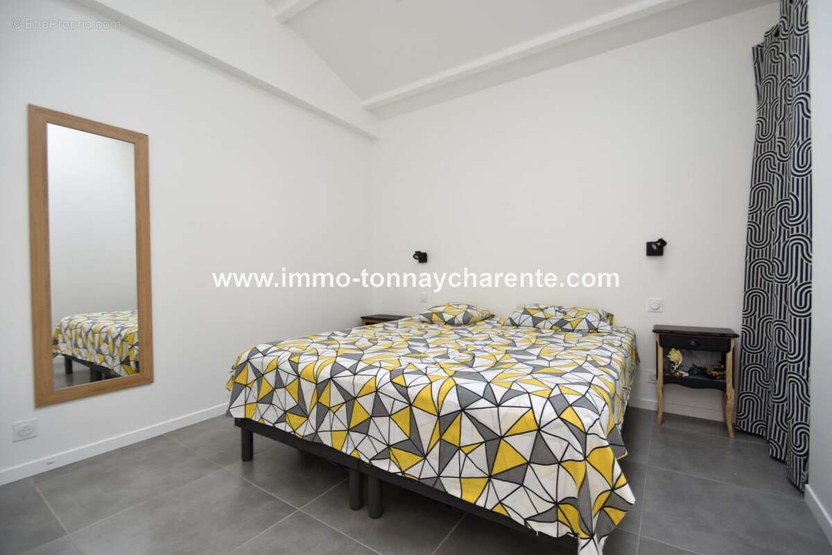 Maison à TONNAY-CHARENTE