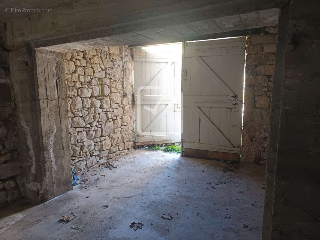 Appartement à SAINT-MAURICE-D'IBIE