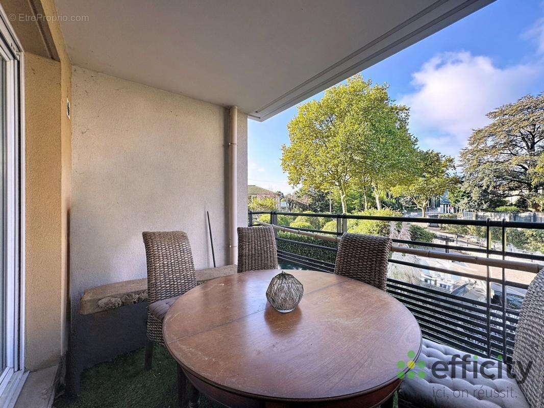 Appartement à TASSIN-LA-DEMI-LUNE