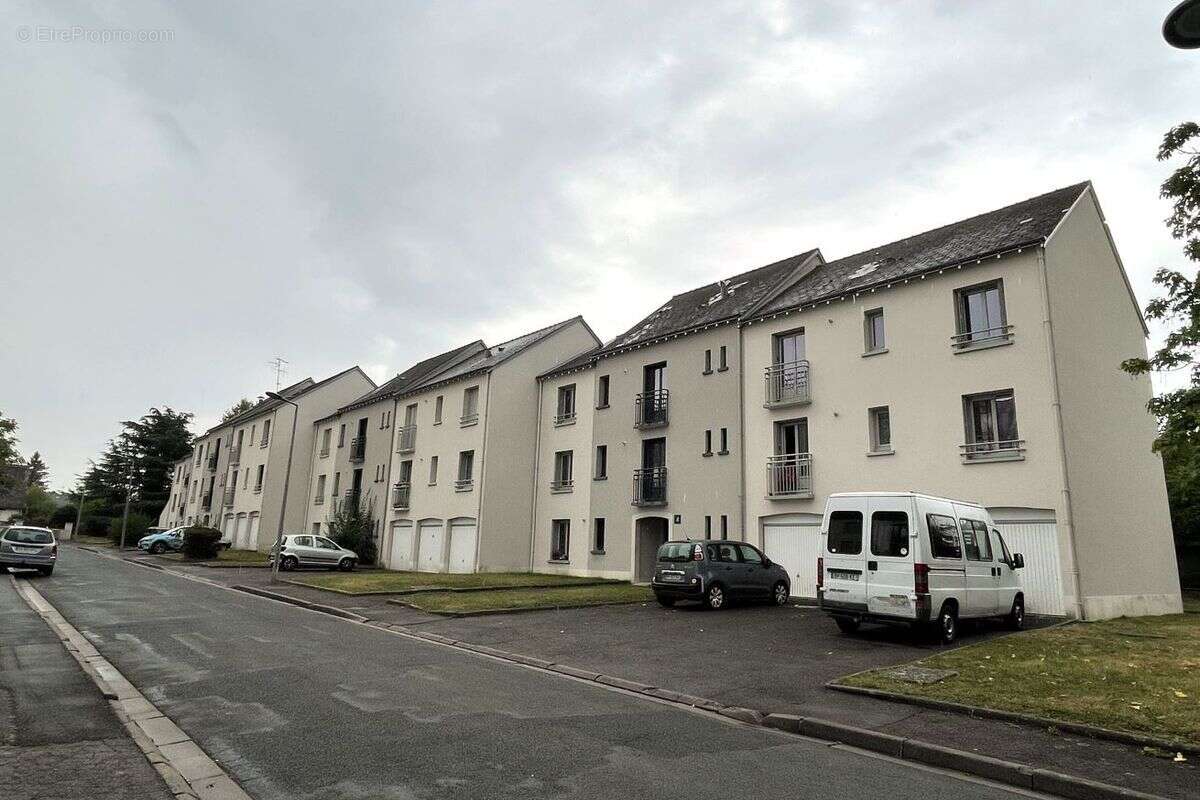 Appartement à NEUILLE-PONT-PIERRE