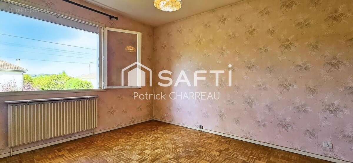 Photo 6 - Maison à SAINT-PANTALEON-DE-LARCHE