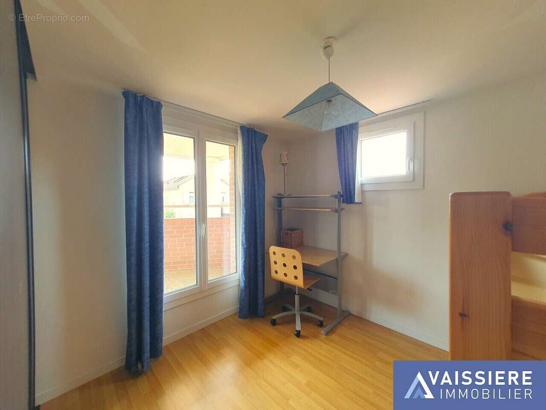 Maison à VOISINS-LE-BRETONNEUX