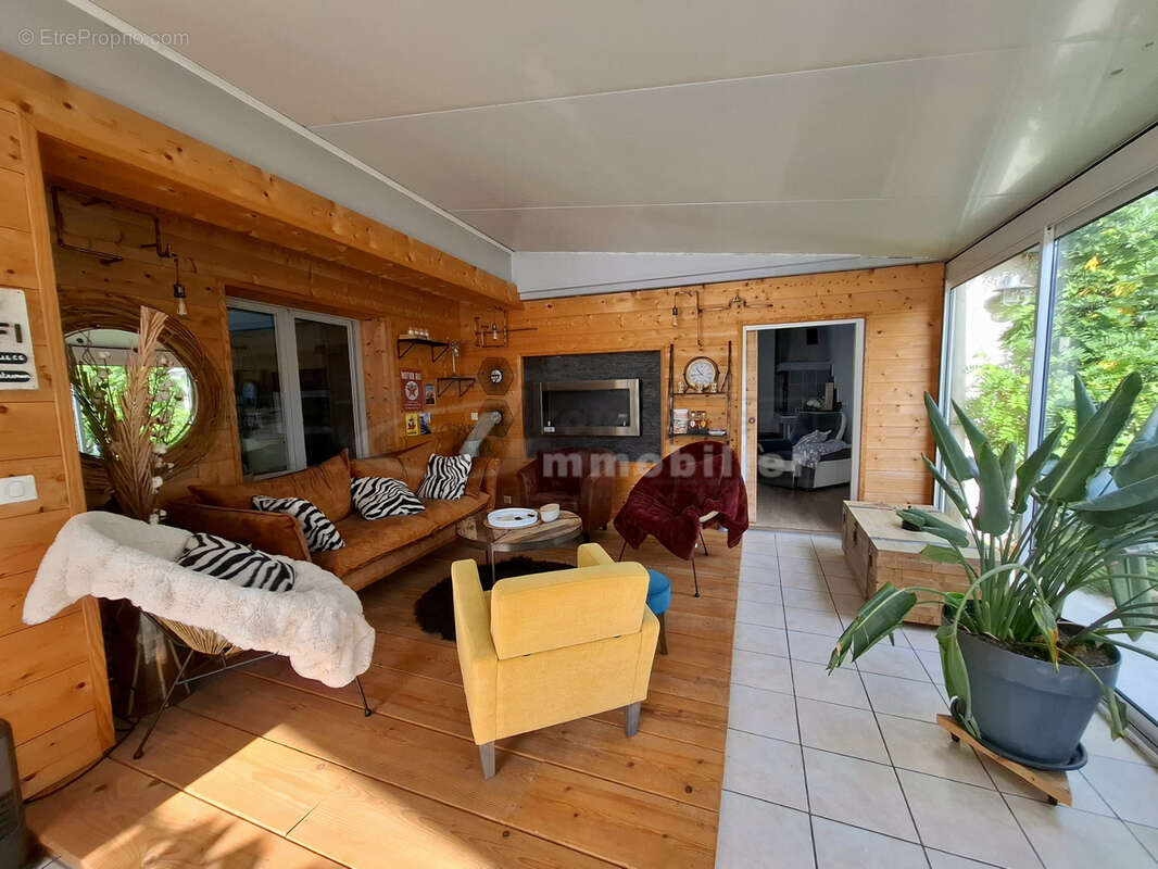 Maison à ROMANS-SUR-ISERE