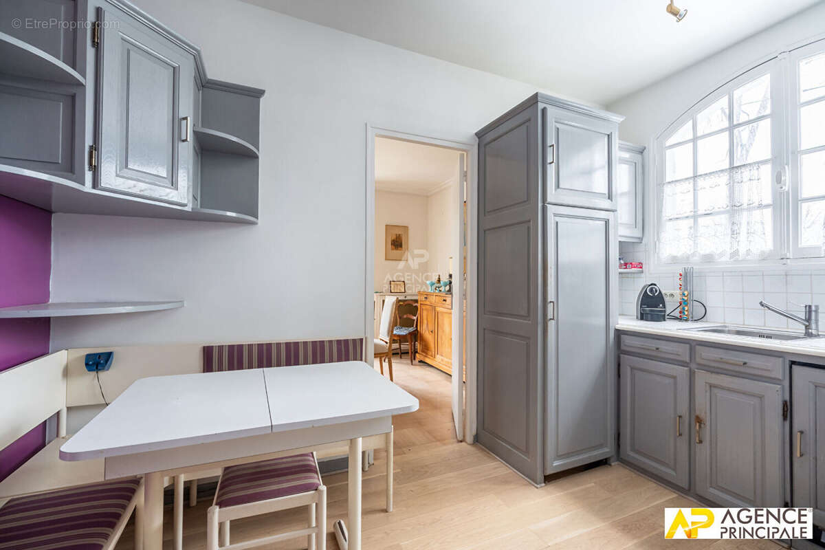 Maison Maisons Laffitte 8 pièce(s) 180 m2 - photo 8