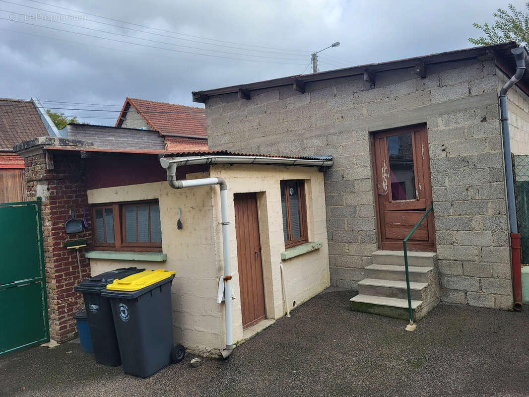 Maison à FLIXECOURT