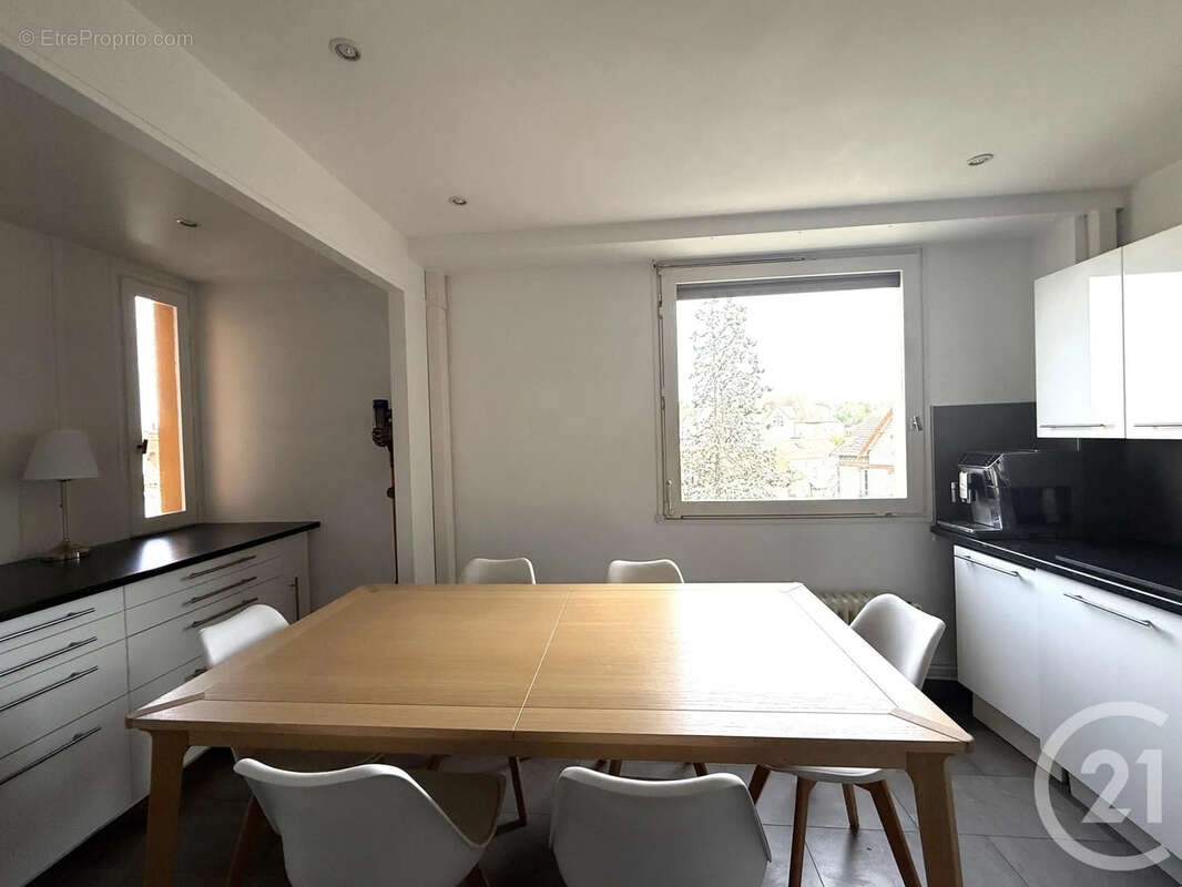Appartement à MELUN