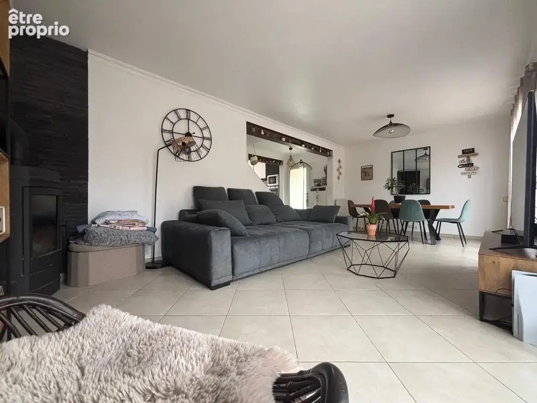 Maison 6 pièces 117 m² à vendre à Saintry-Sur-Seine (91250) - photo 3