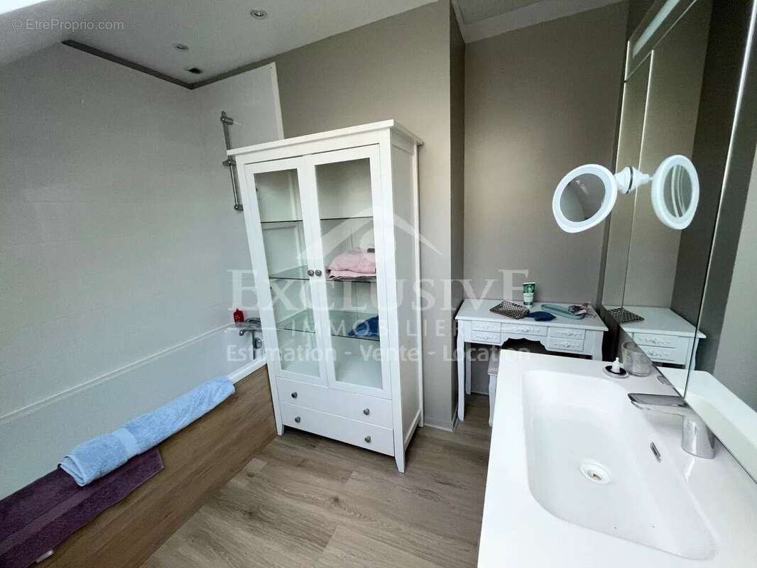 Appartement à TROUVILLE-SUR-MER