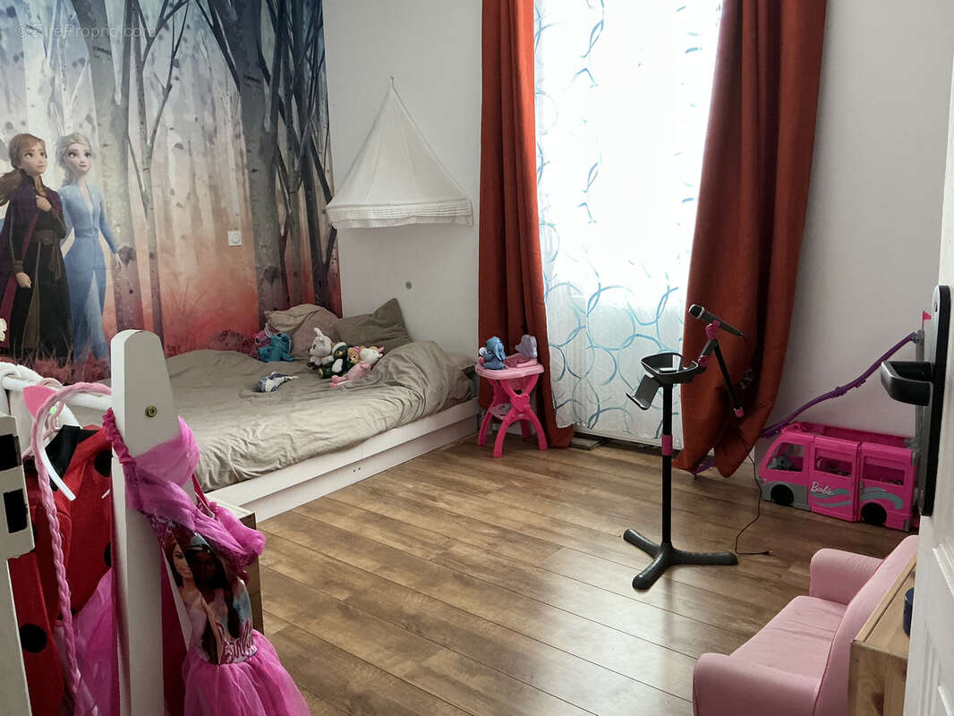 Maison à SAINT-VICTOR