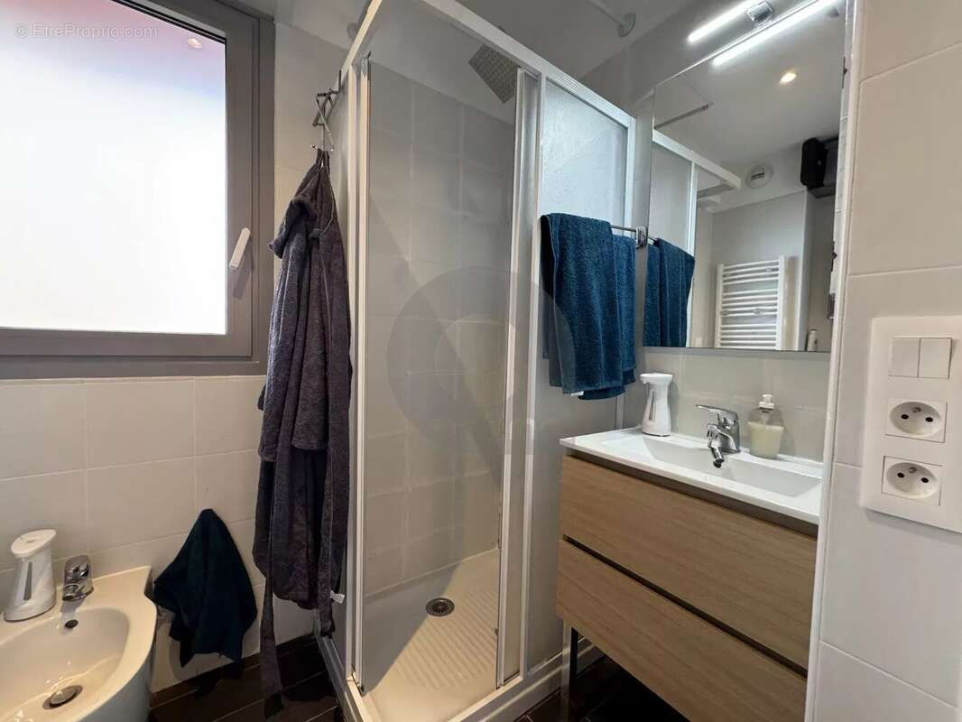 Appartement à ROQUEBRUNE-CAP-MARTIN