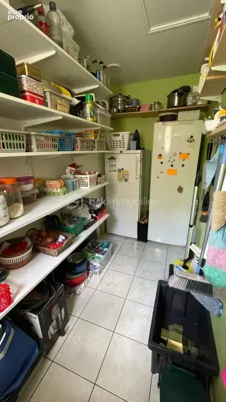 Maison sur sous-sol complet rénovée avec soins sur 3532 m² de terrain non clos - photo 22