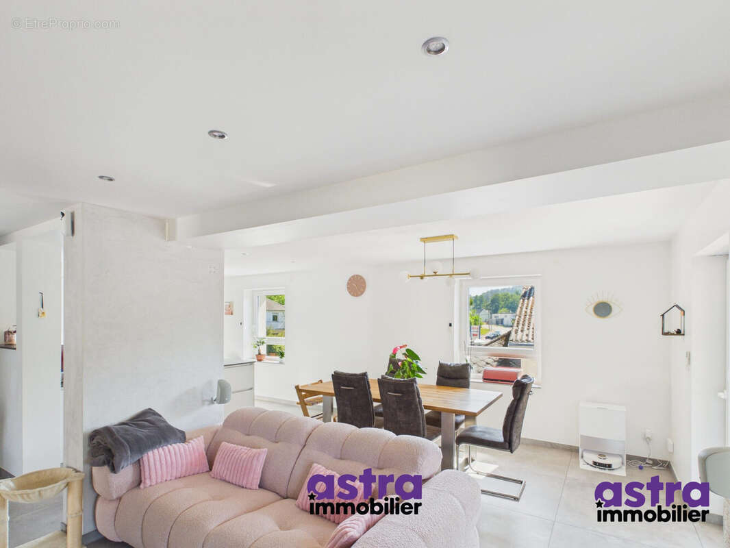 Appartement 152 m² à Waldighofen  - photo 4