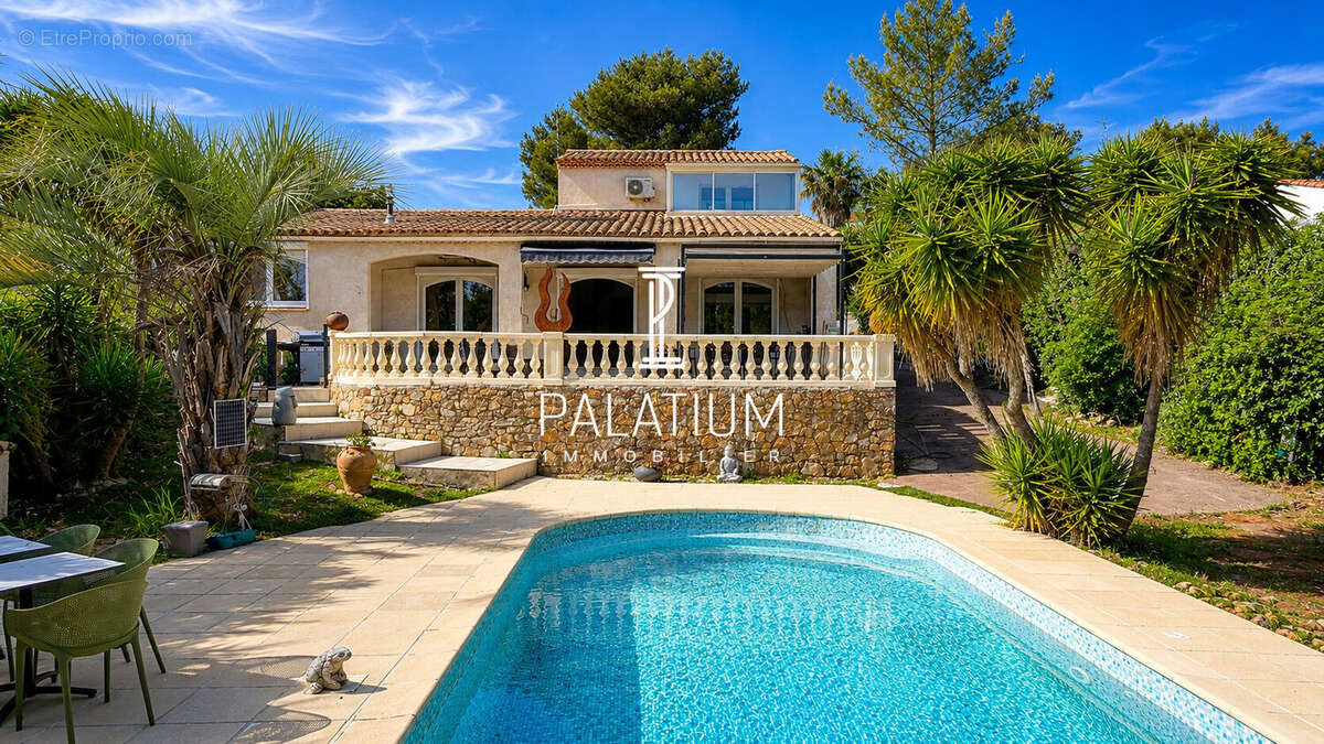 Maison à SAINT-RAPHAEL