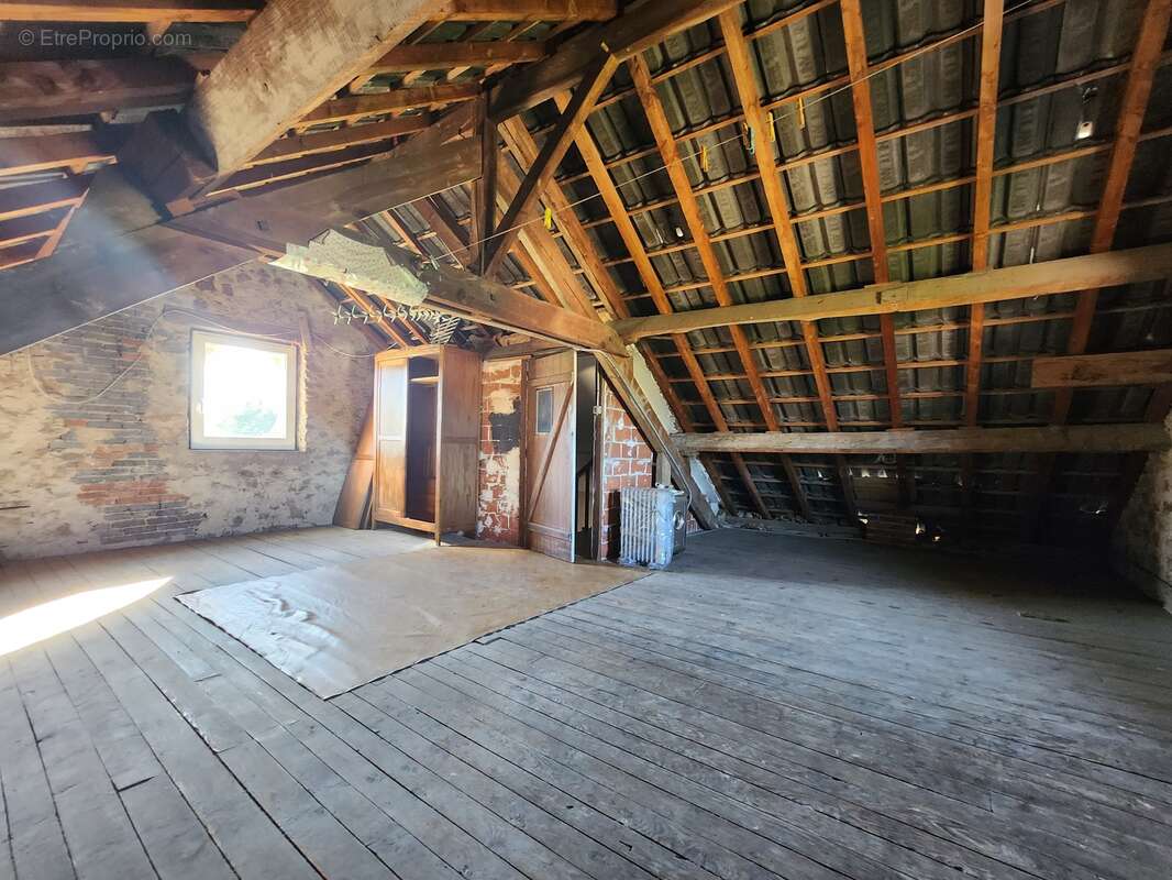 Maison à SAINT-PRIEST-TAURION