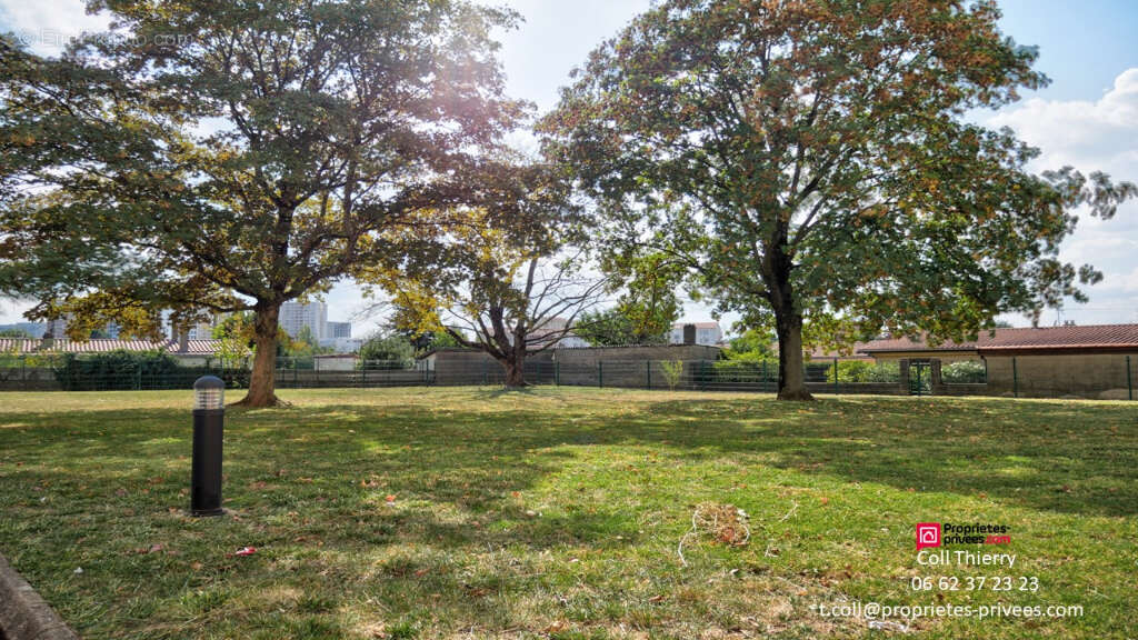 Appartement à SAINT-FONS