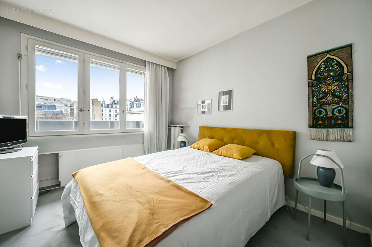 Appartement à PARIS-12E