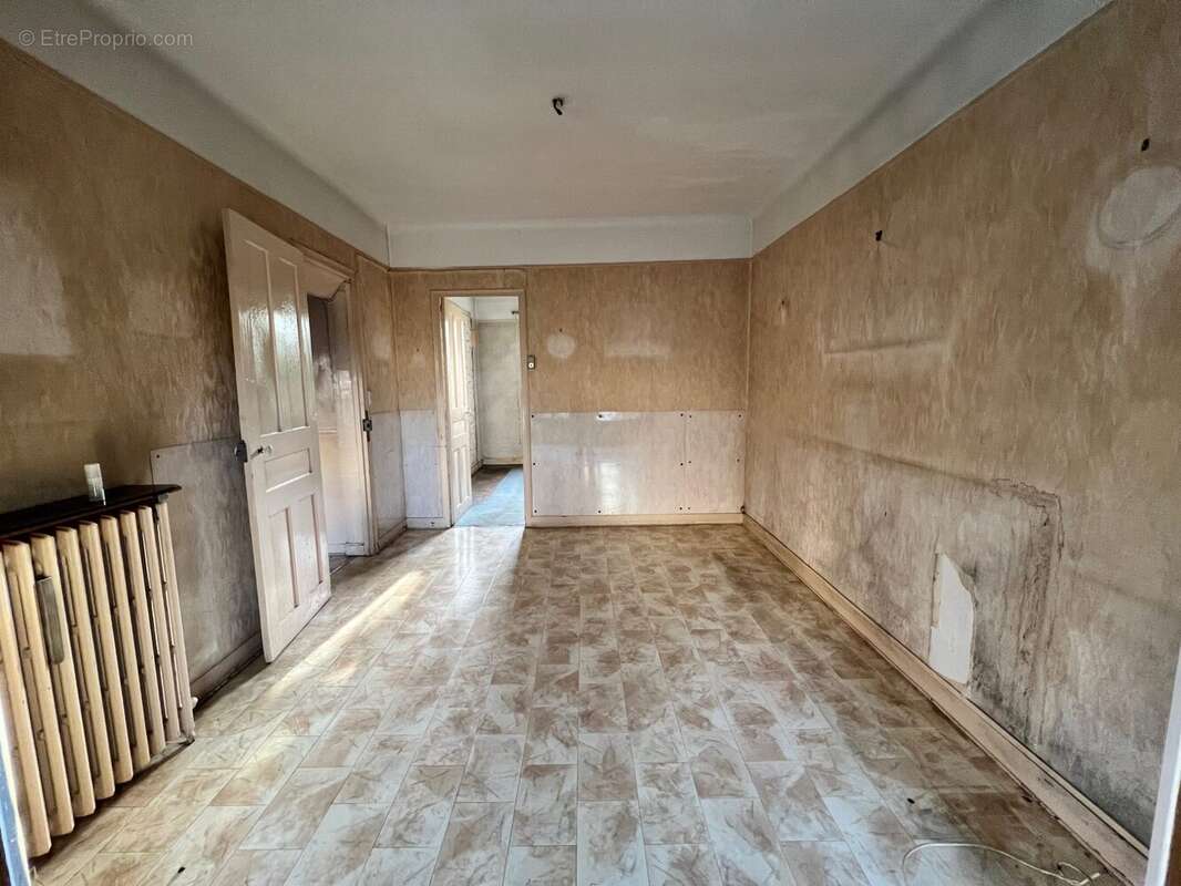 Terrain à CONFLANS-SAINTE-HONORINE