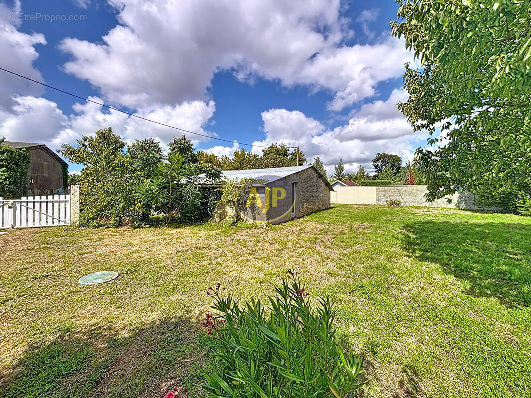 Maison à SAINT-HIPPOLYTE