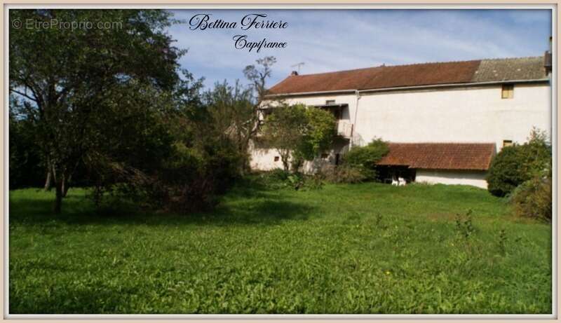 Maison à BOUX-SOUS-SALMAISE