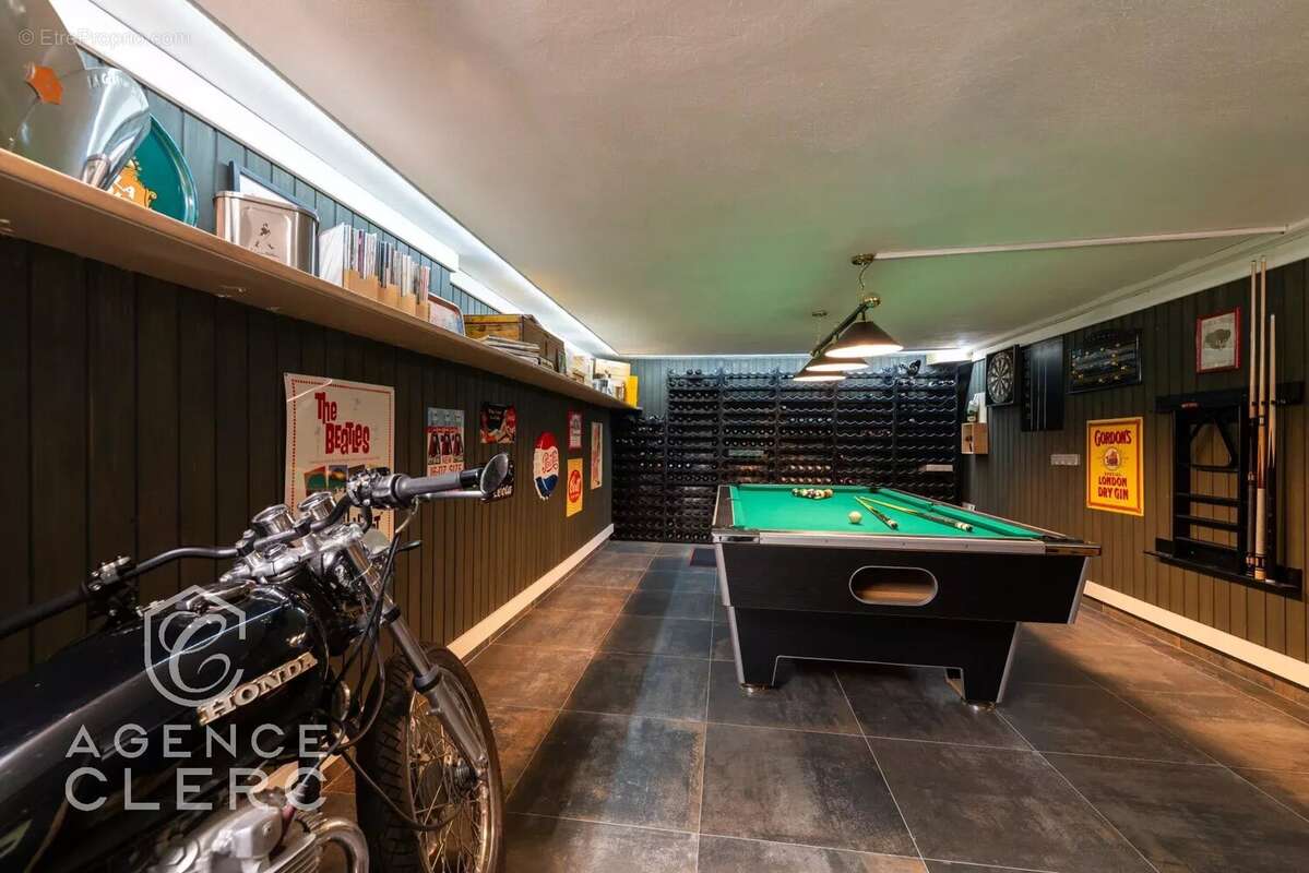 Maison à MENTHON-SAINT-BERNARD